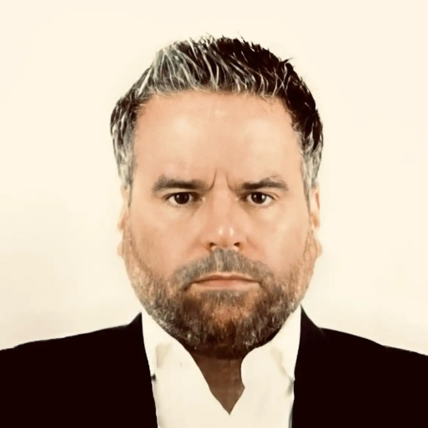 José Cortina - Auxiliar Consular